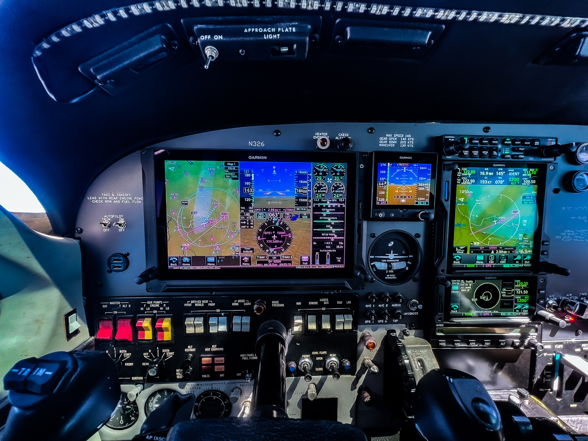 P337G Flight Deck